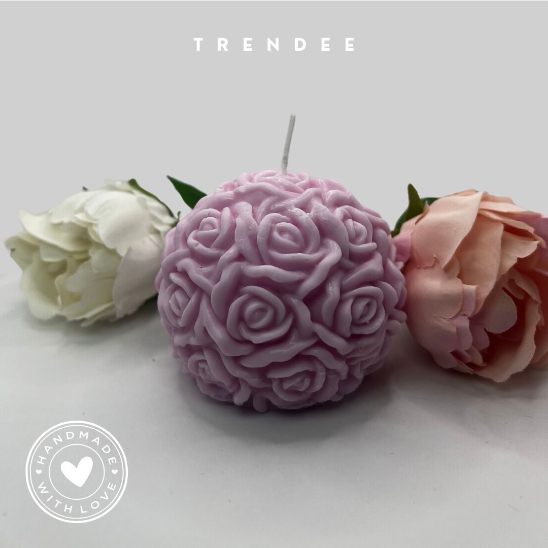 Beliebiges Schmuckstück & handgemachte, elegante Rosen-Kerze